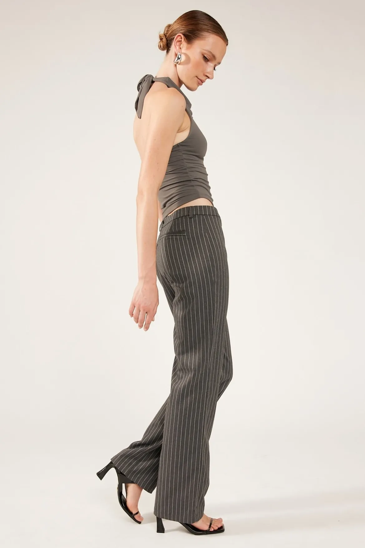 PEPPER PINSTRIPE 90S STRAIGHT LEG PANT Grey Stripe