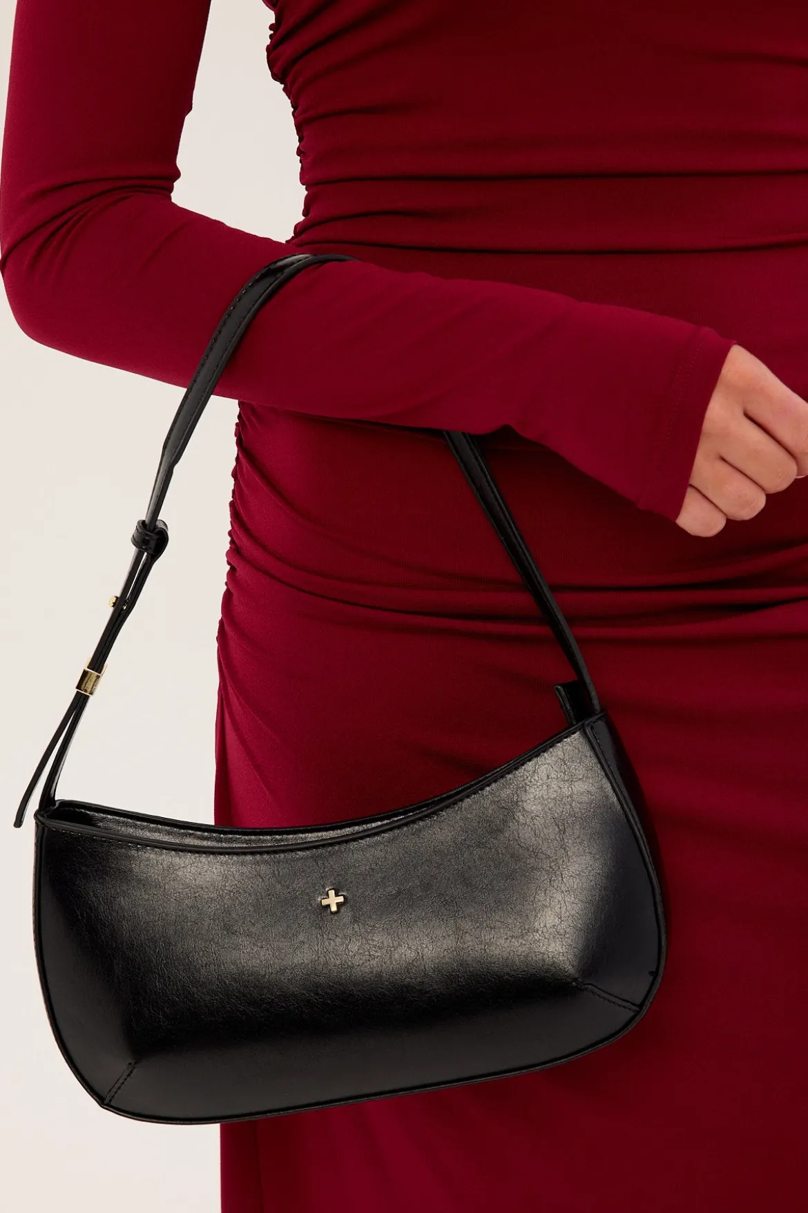 Peta + Jain Embrace Black Smooth