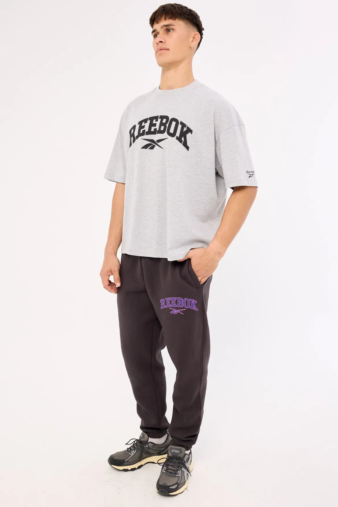 Phillip Varsity Jogger Washed Black