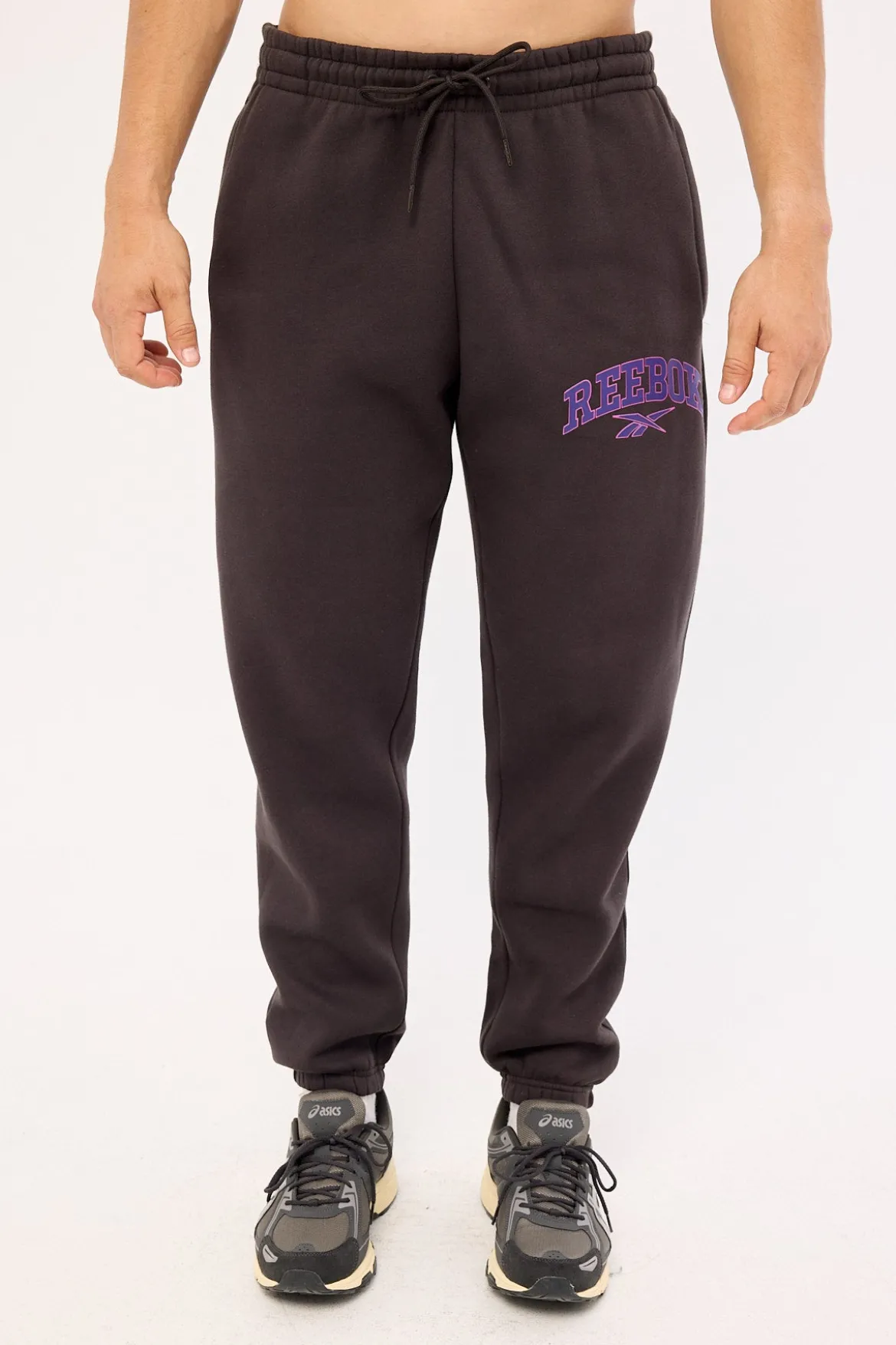 Phillip Varsity Jogger Washed Black