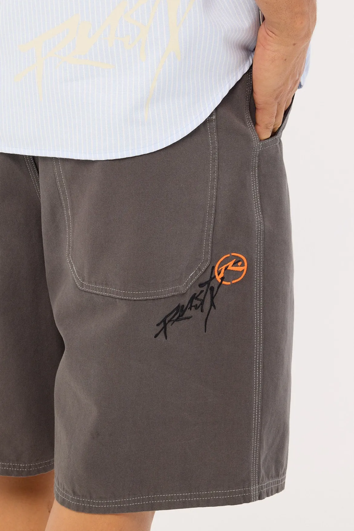 Pleatus Elastic Pleated Short Coal