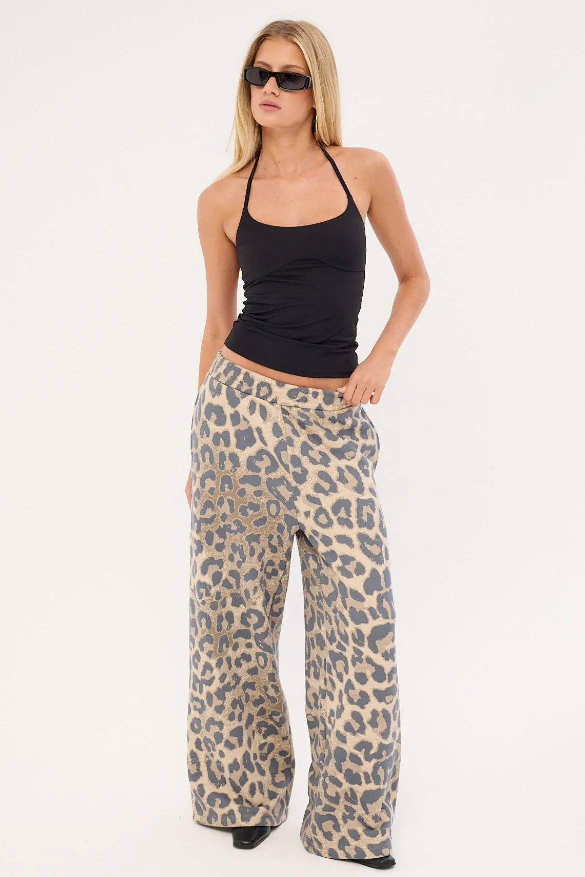 Predator Low Rise Trackpant Leopard