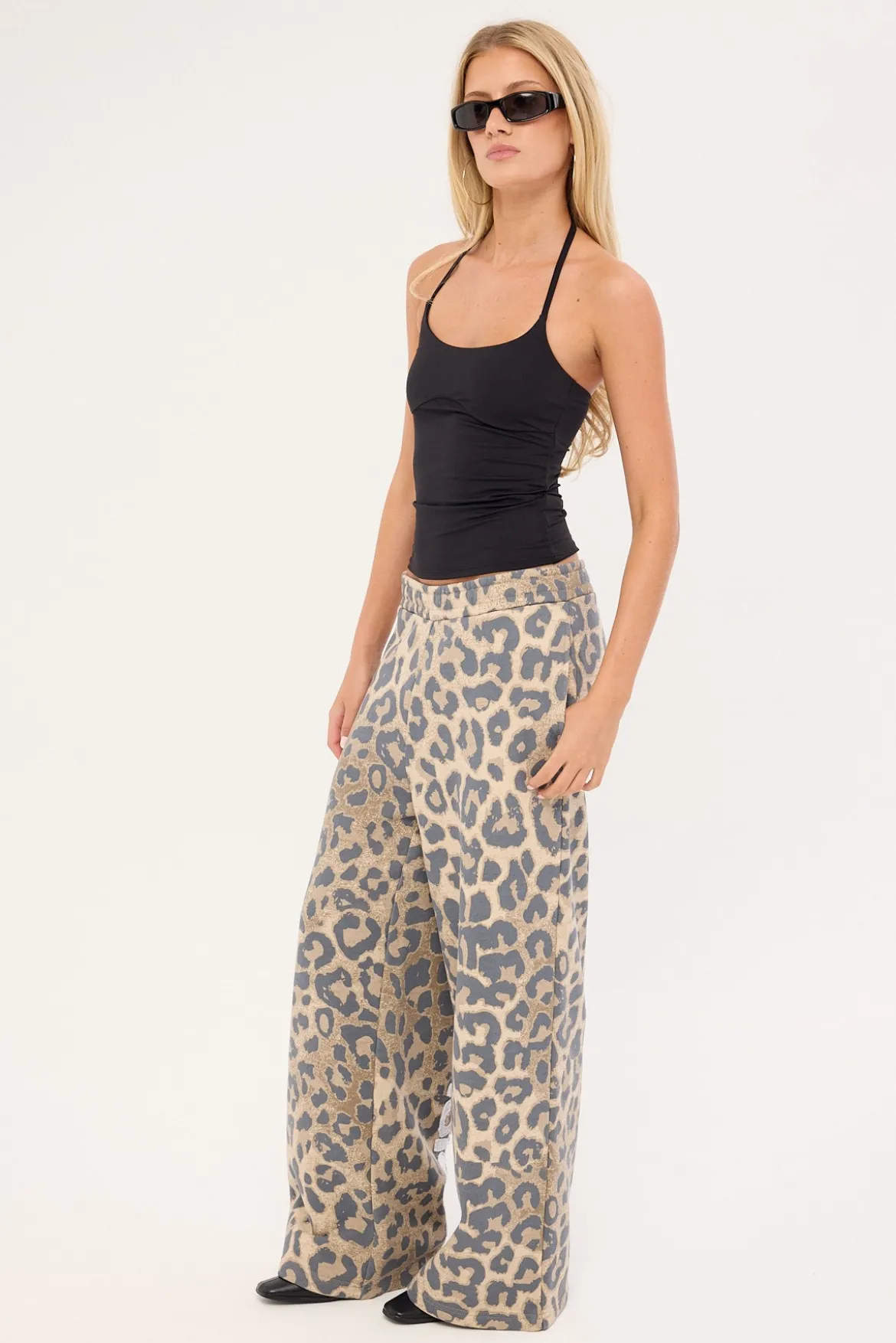 Predator Low Rise Trackpant Leopard