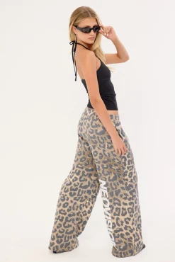 Predator Low Rise Trackpant Leopard