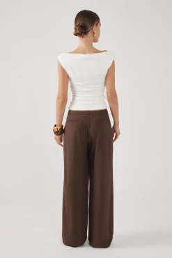 Rae Low Rise Pleated Pant Brown