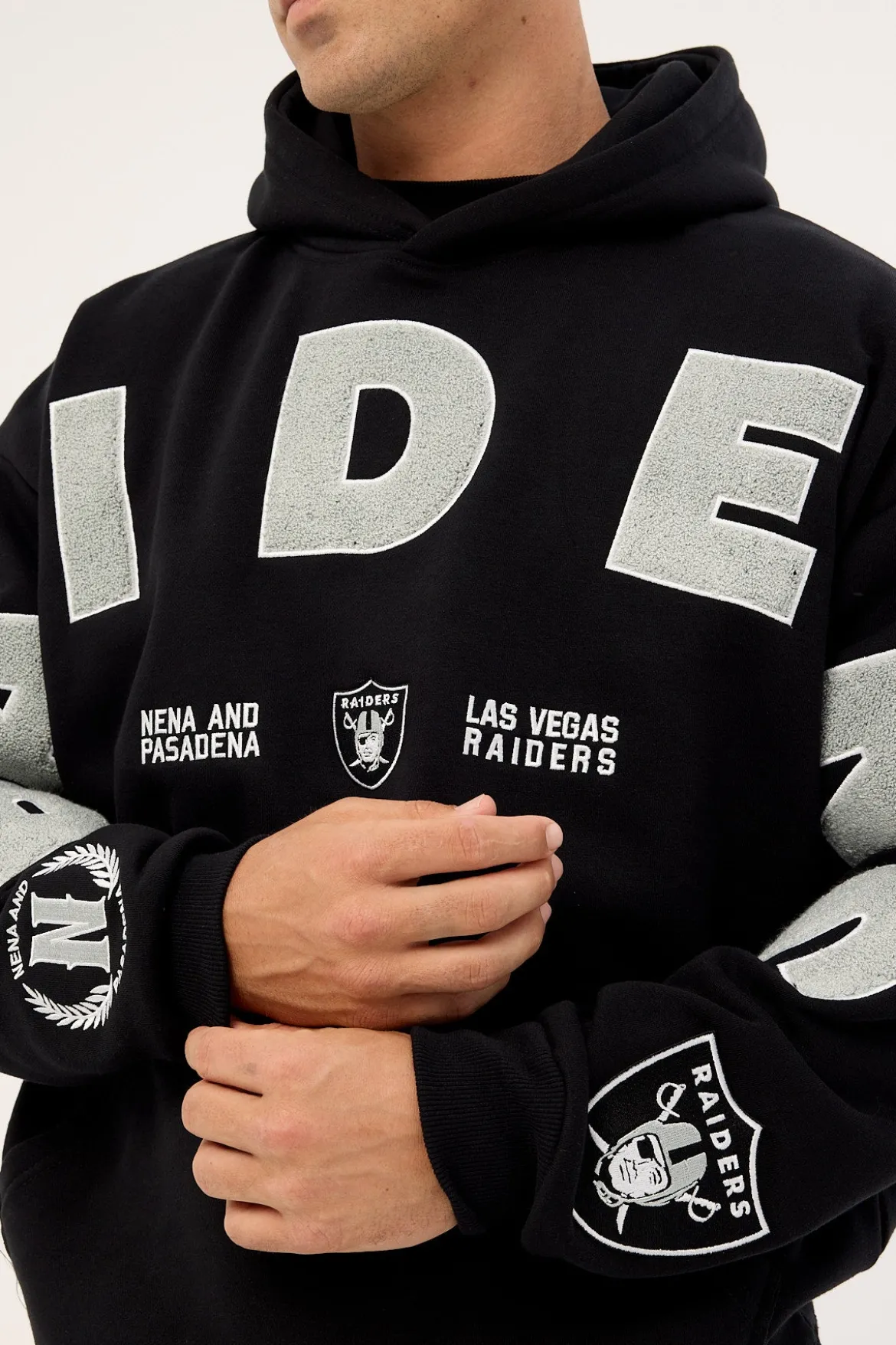 Raiders Arch Hoodie Jet Black