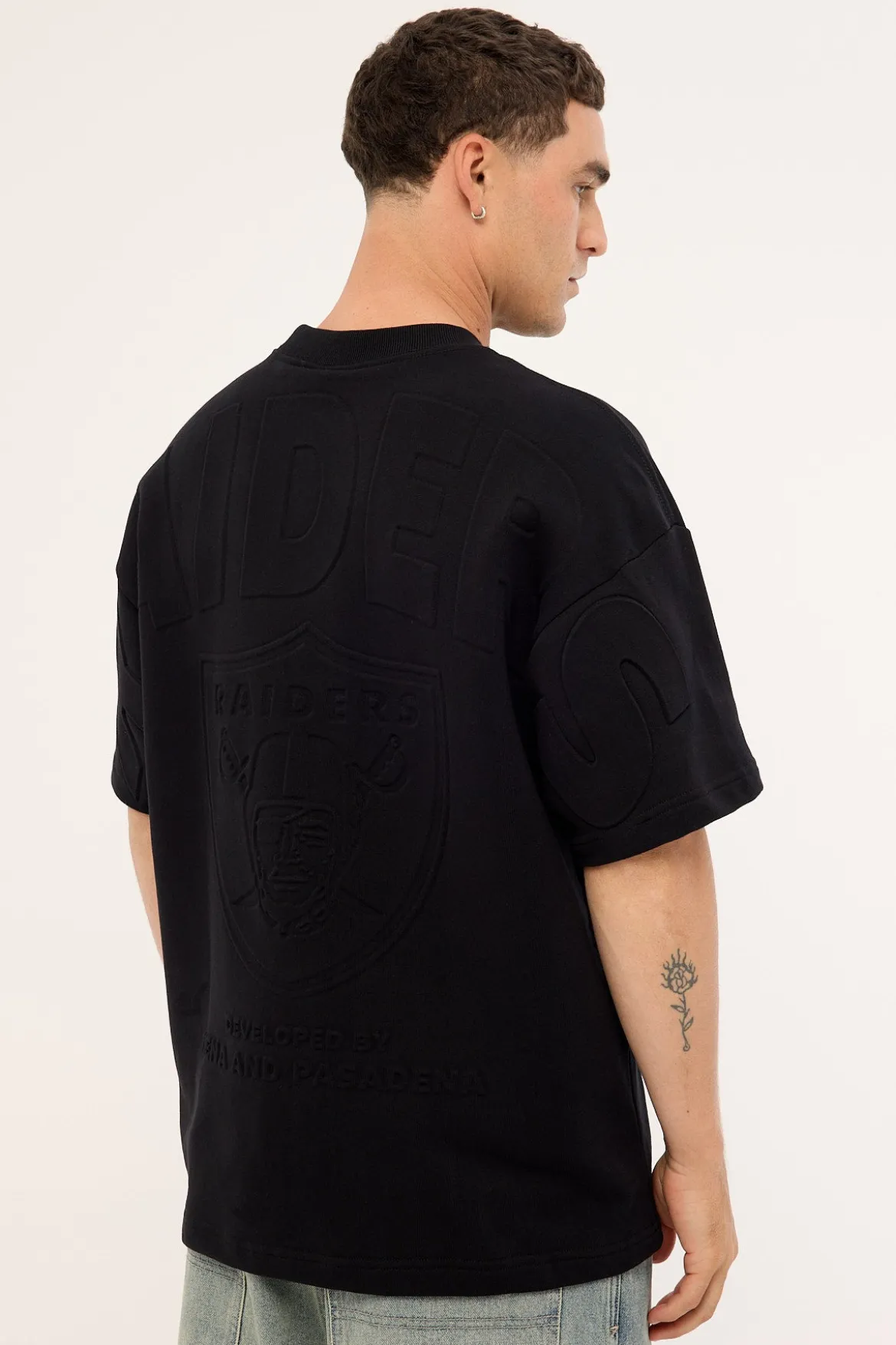 Raiders Crest Tee Jet Black