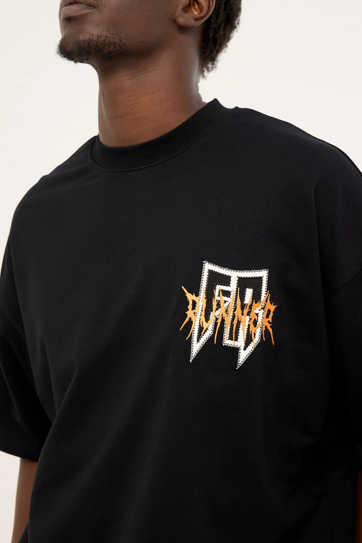 Razor Tee Black Black