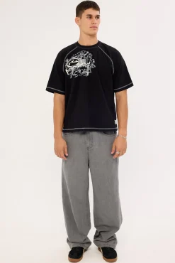 Riddle Me This Stripe Cropped Raglan Tee Black