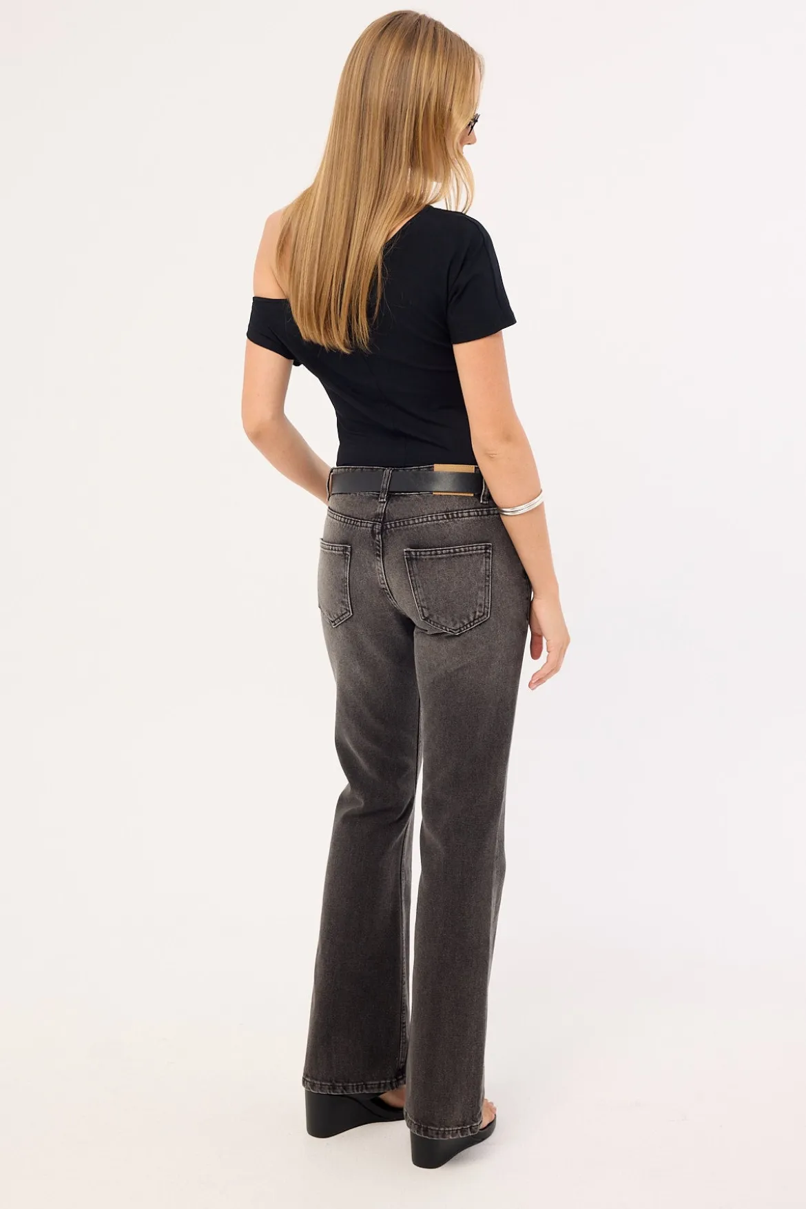 Rigid Low Rise Flare Jeans Washed Black Grey