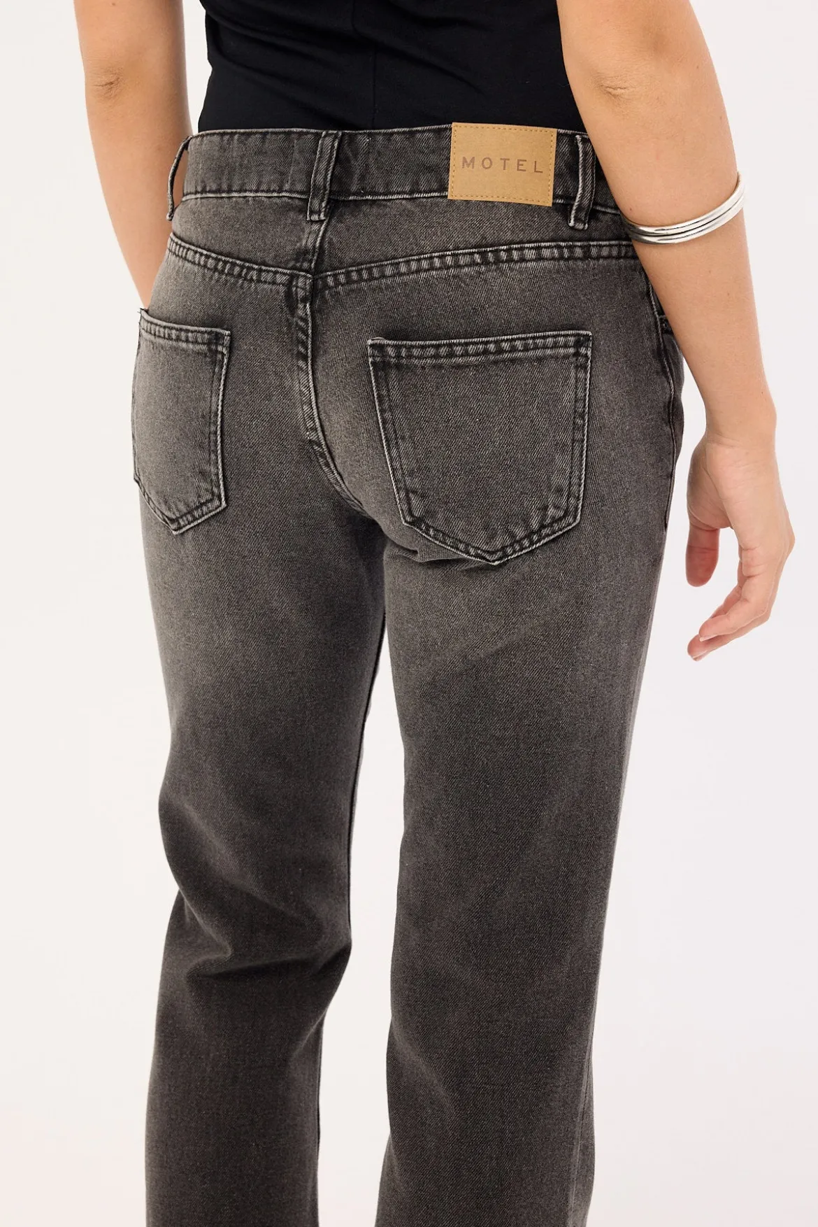 Rigid Low Rise Flare Jeans Washed Black Grey