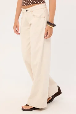 Roomy Extra Wide Low Rise Jeans Off White Denim