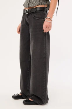 Roomy Low Rise Jean Washed Black Grey