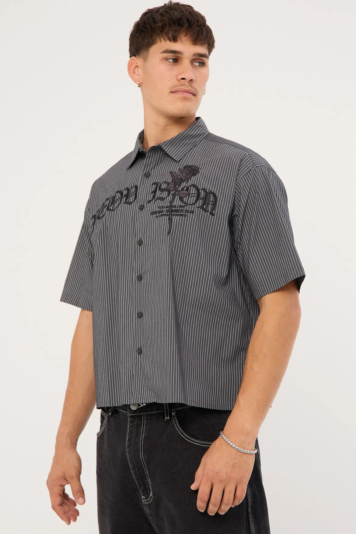 Rosebud Oversize Cropped Shirt Black/White Stripe