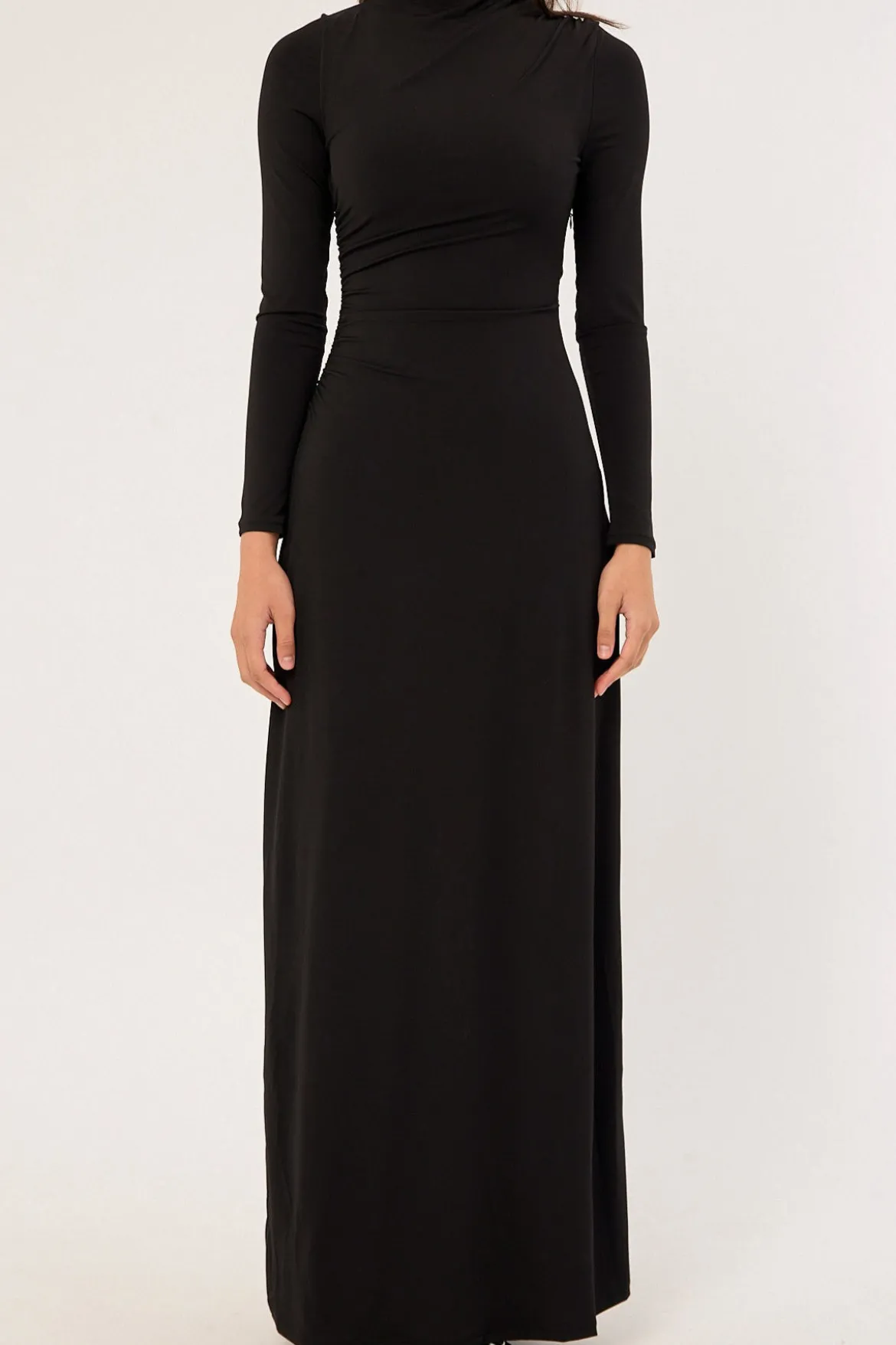 Rosie Long Sleeve Maxi Dress Black