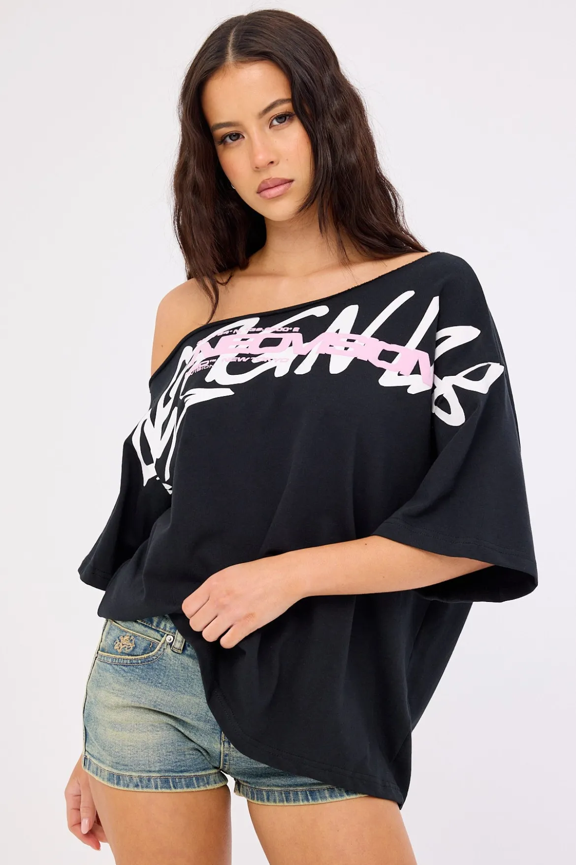 Shard Off Shoulder Relaxed Tee Black