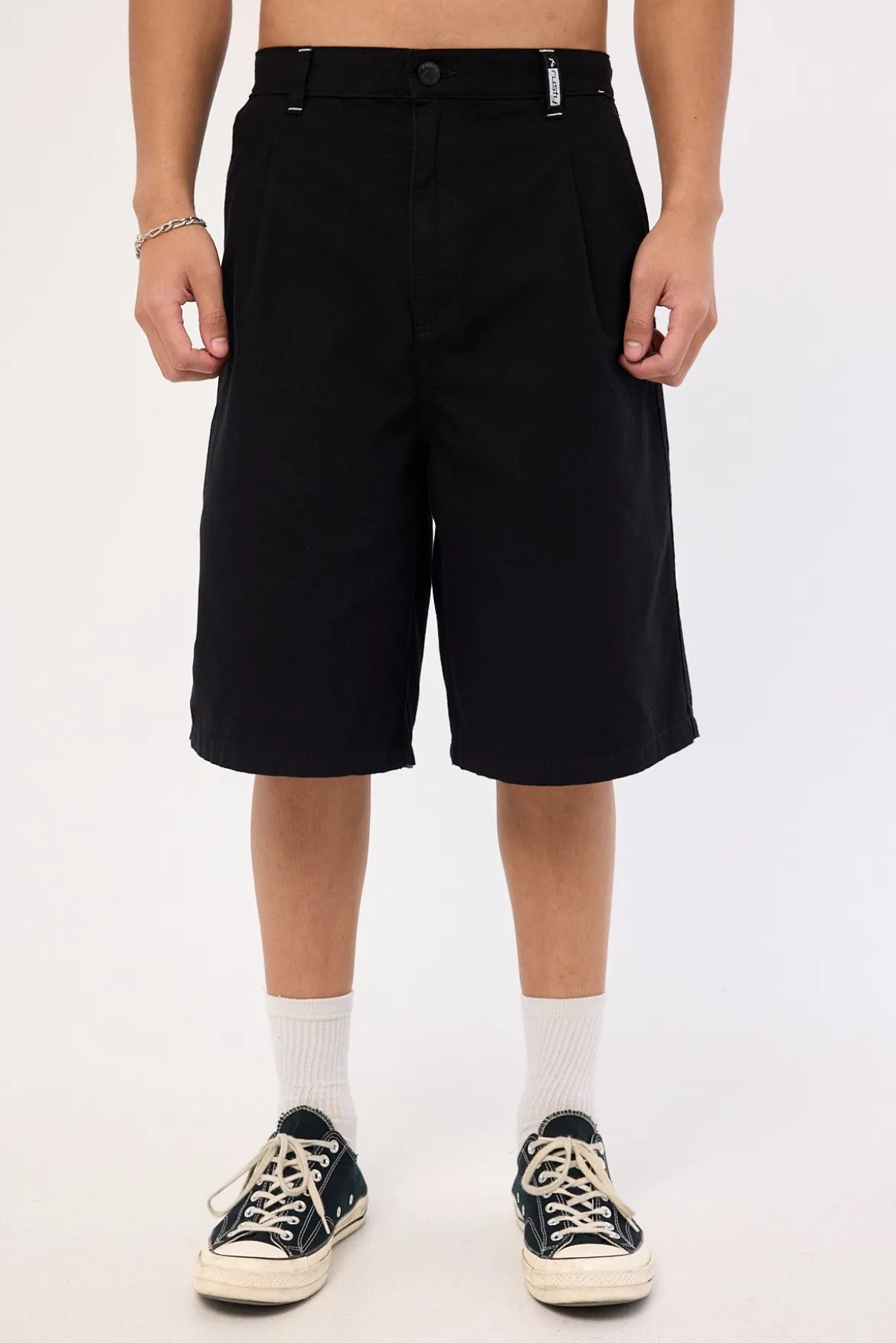 Shindawg Pleated Short Black