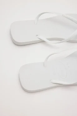 Slim Square Solid White White