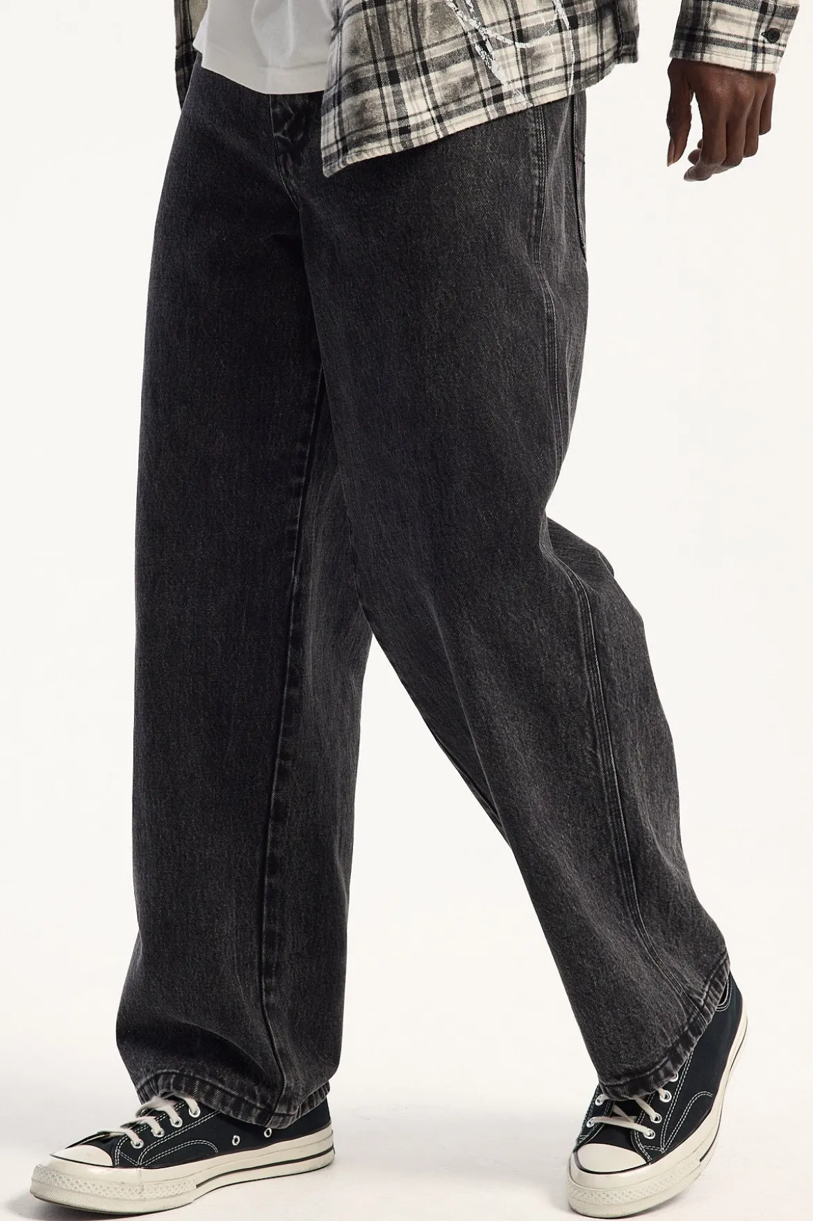 Sloucher Jean Black Rinse