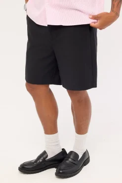 Strata Tailored Short Black