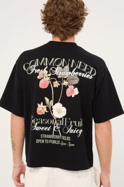 Strawberry Cropped Heavyweight Easy Tee Black