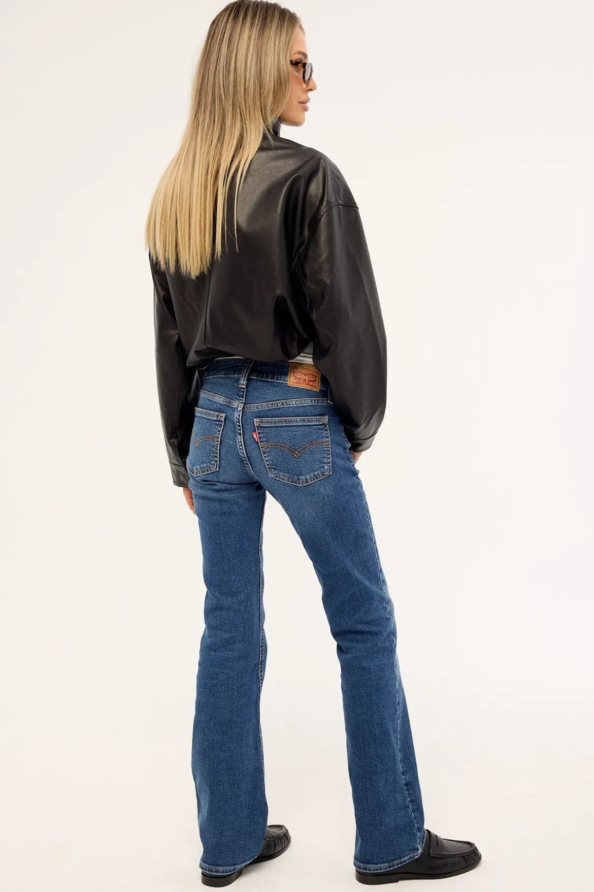 Superlow Boot Darted Denim