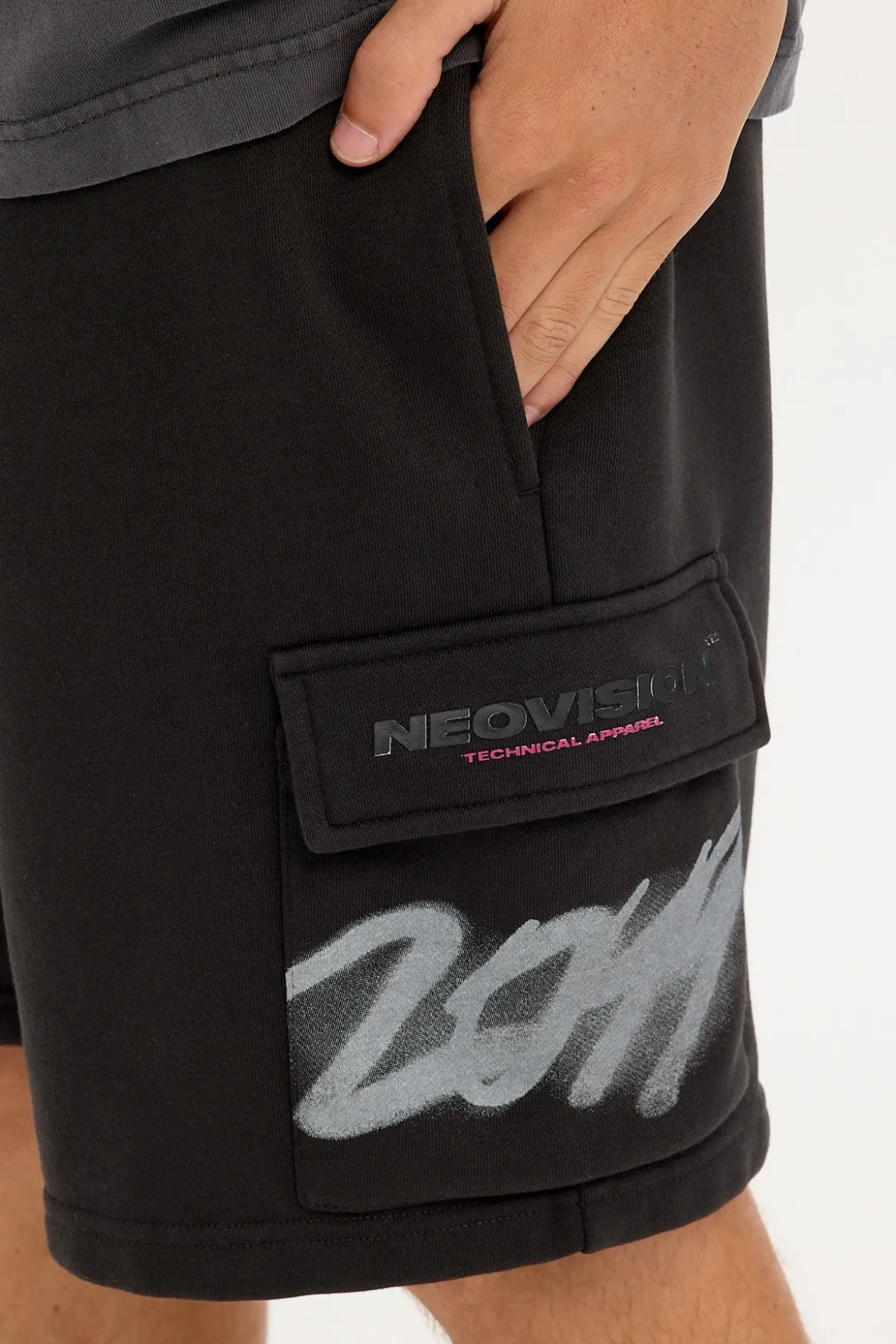 Supernova Relaxed Cargo Sweat Short Washed Night Black