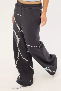 Tempest Straight Leg Trackpant Washed Black