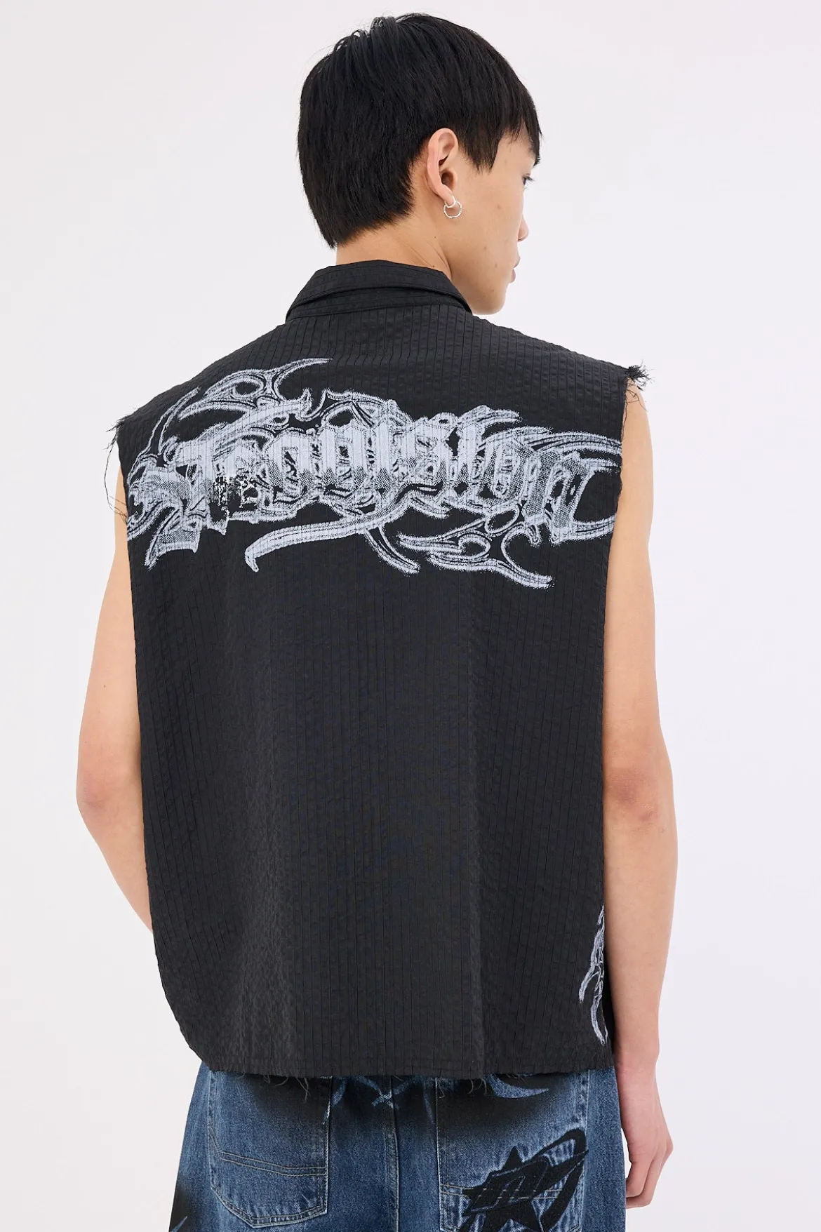 Temptation Cropped Sleeveless Shirt Black