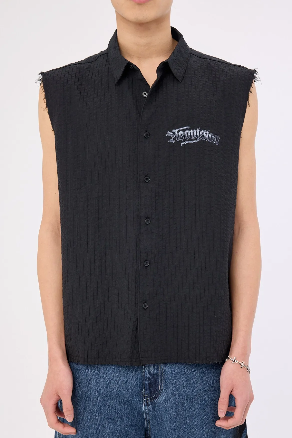 Temptation Cropped Sleeveless Shirt Black