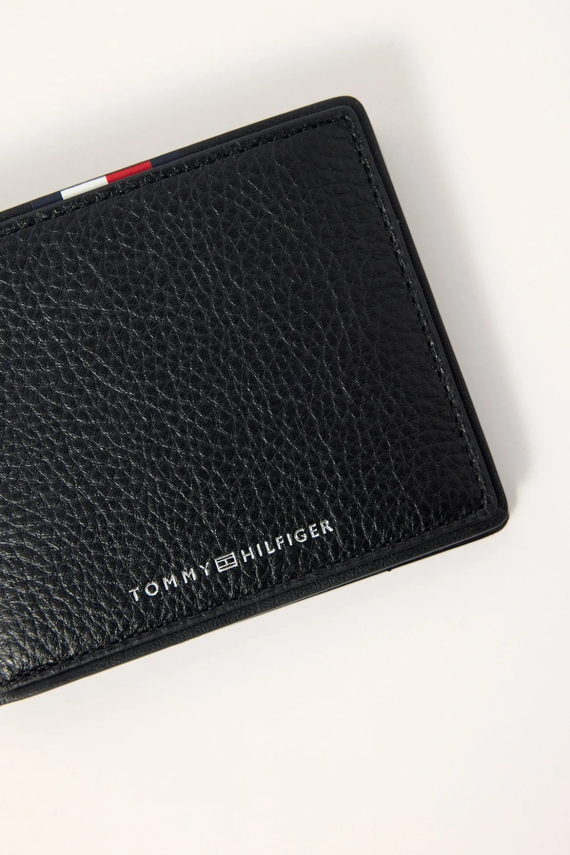 TH Corp Mini CC Wallet Black