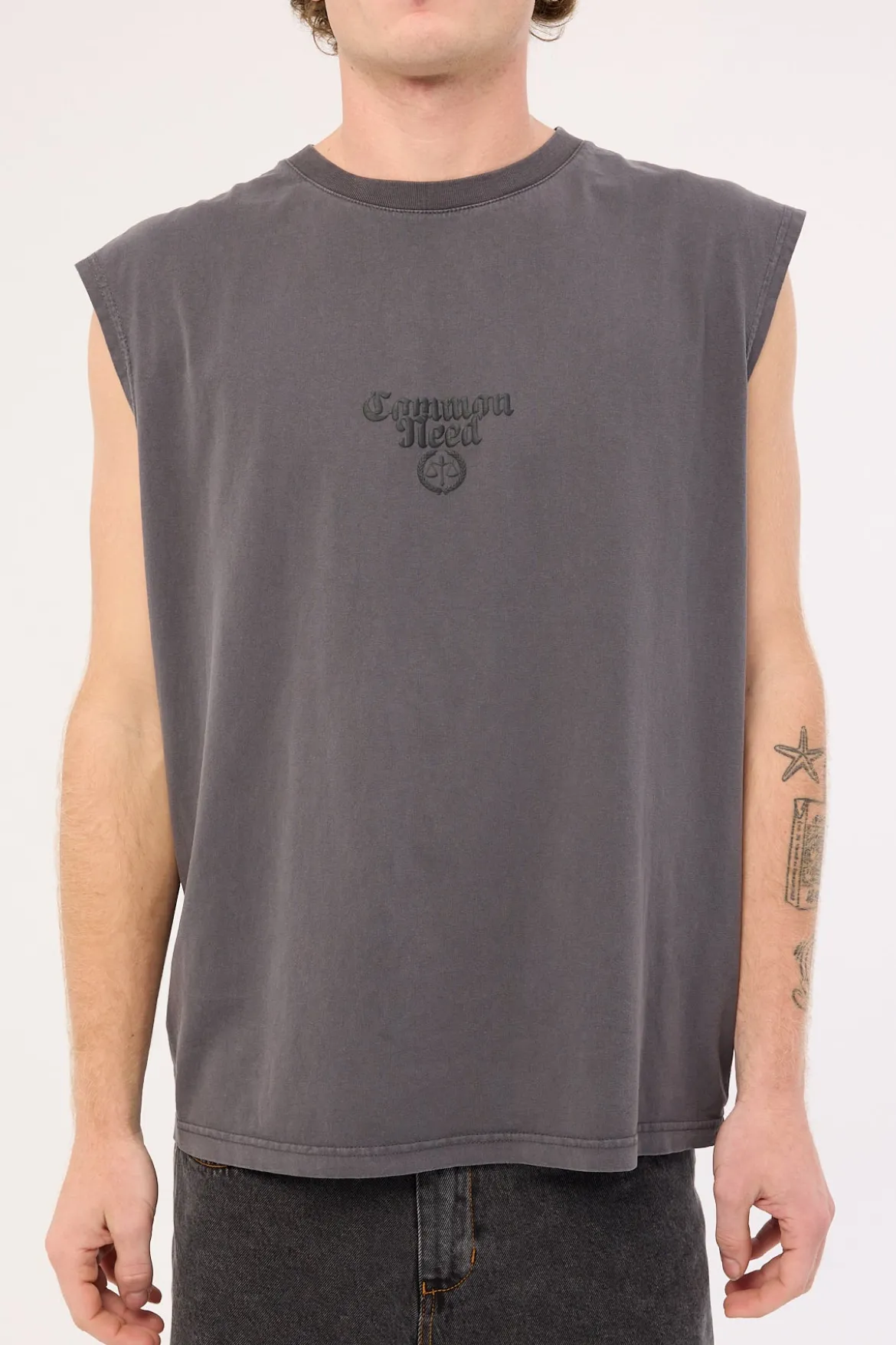 Themis Muscle Tank Washed Black