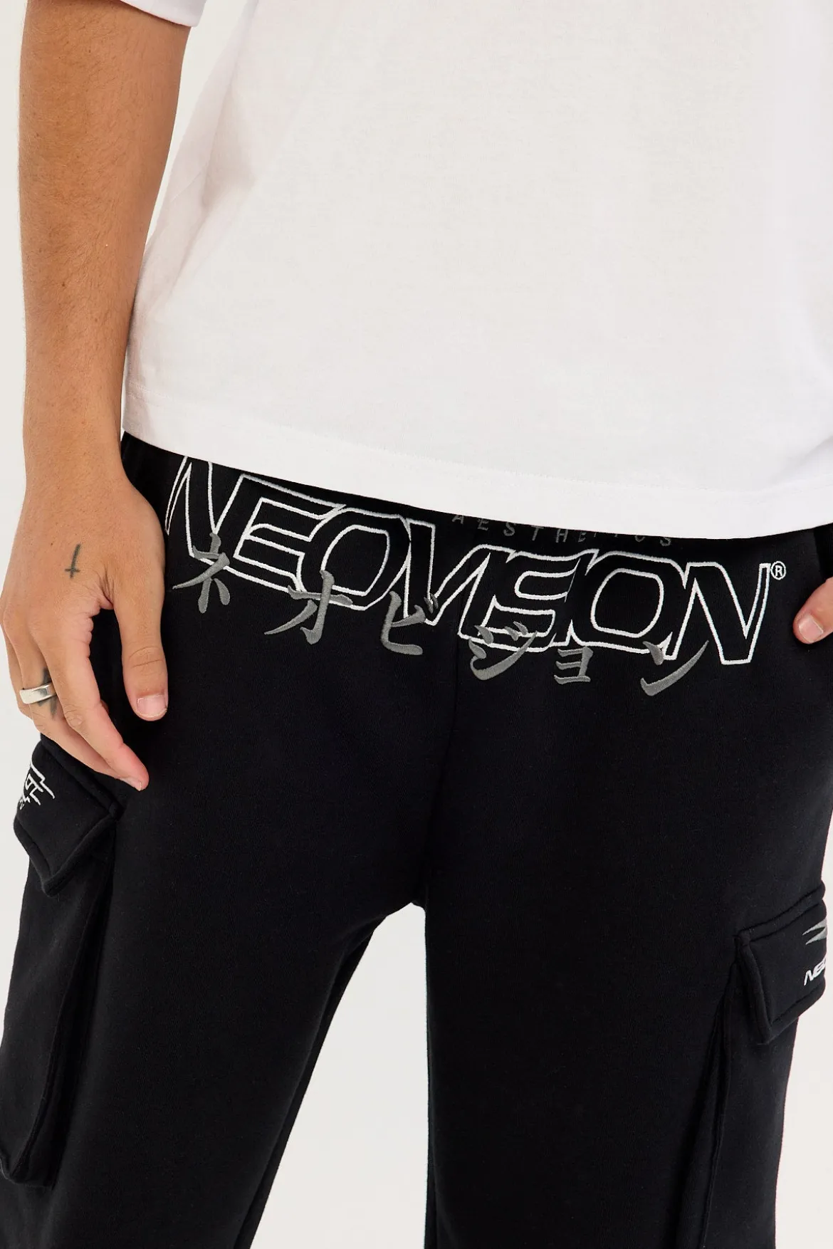 Thrash Baggy Elastic Cuff Sweat Pant Black
