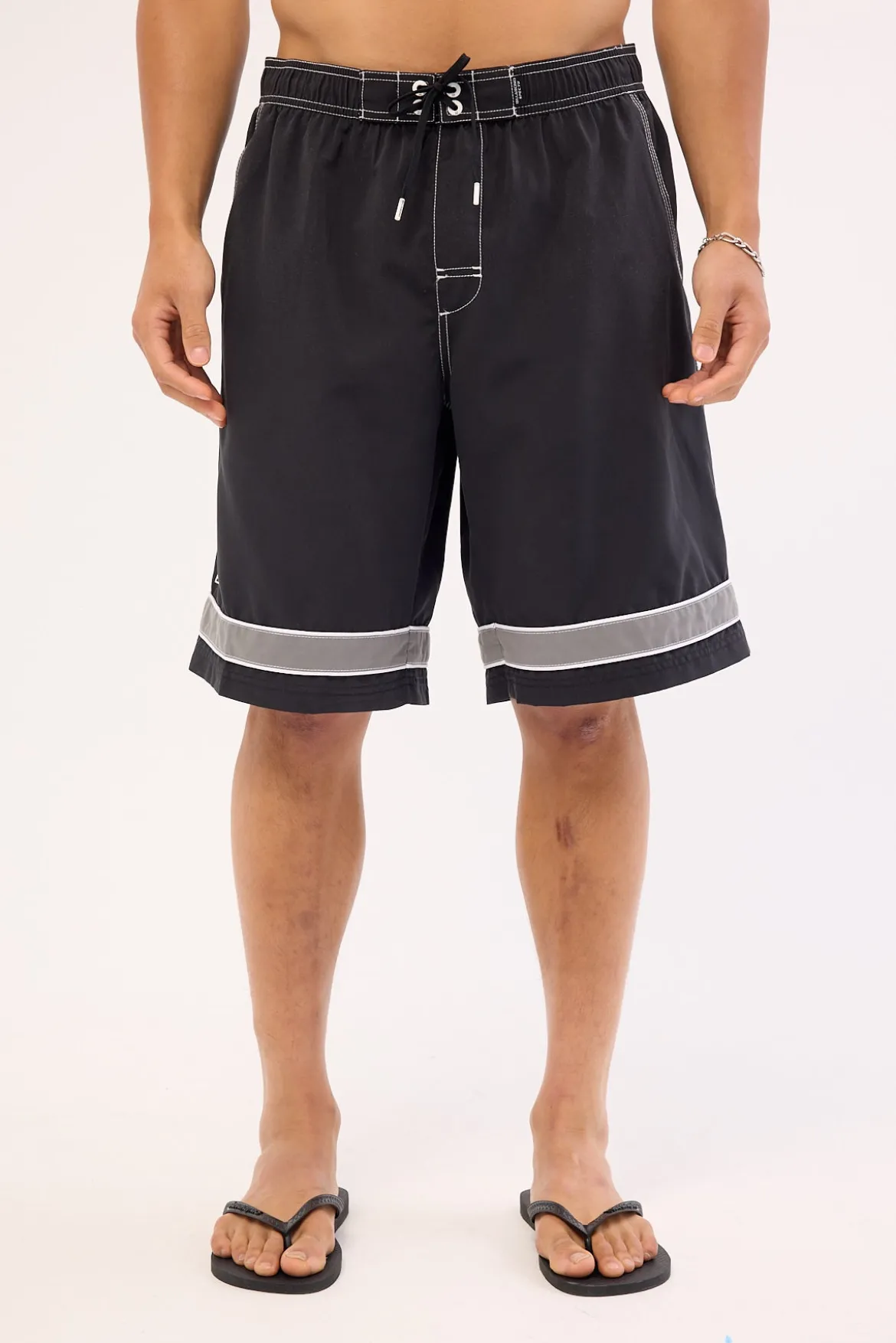 Throw On 2.0 Boardshort Black
