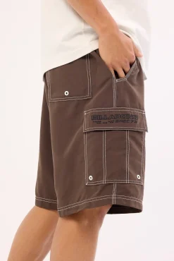 Throw On Boardshort Dark Brown