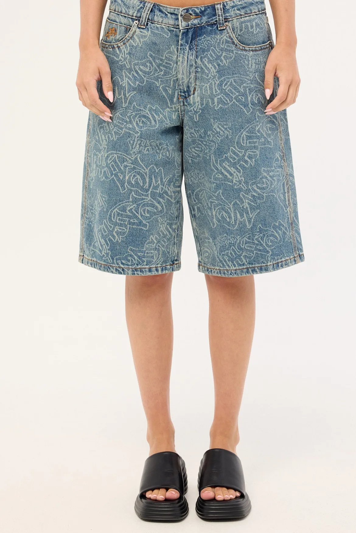 Throws Big Baggy Short Rogue Blue