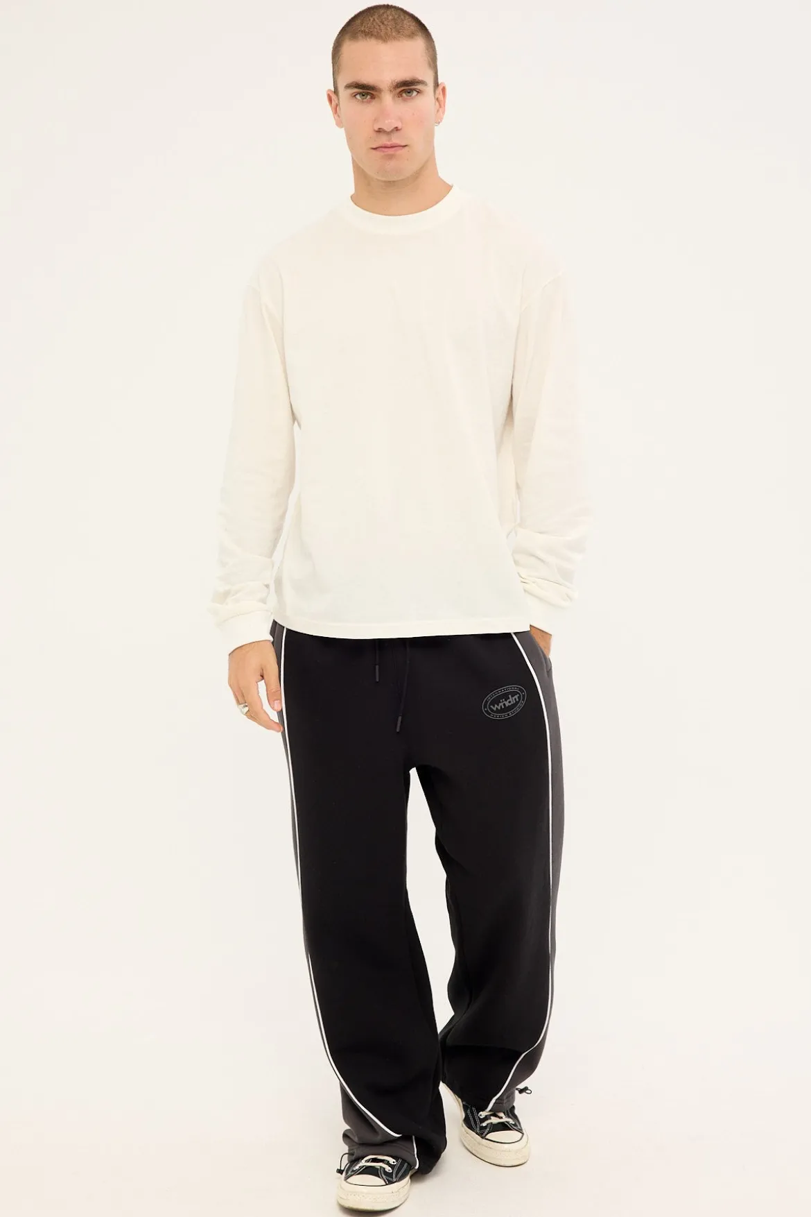 Token Lounge Trackpant Black