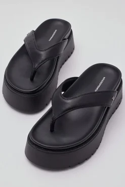 Tomorrow Thong Heel Black