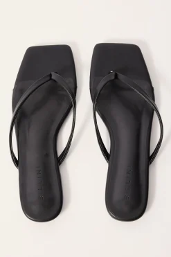 Tove Slide Black