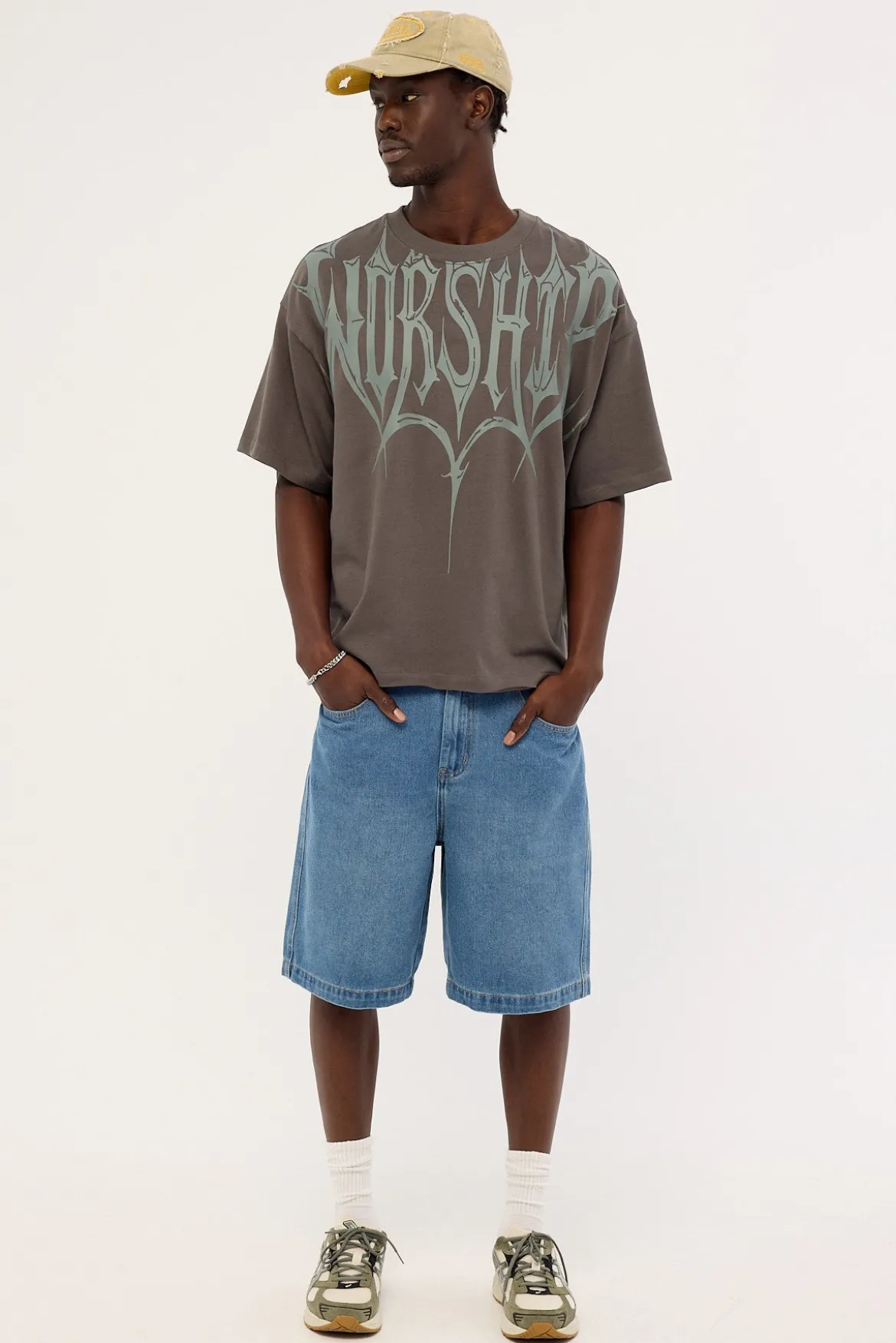 Unchainedbox Box Crop Tee Worn Black