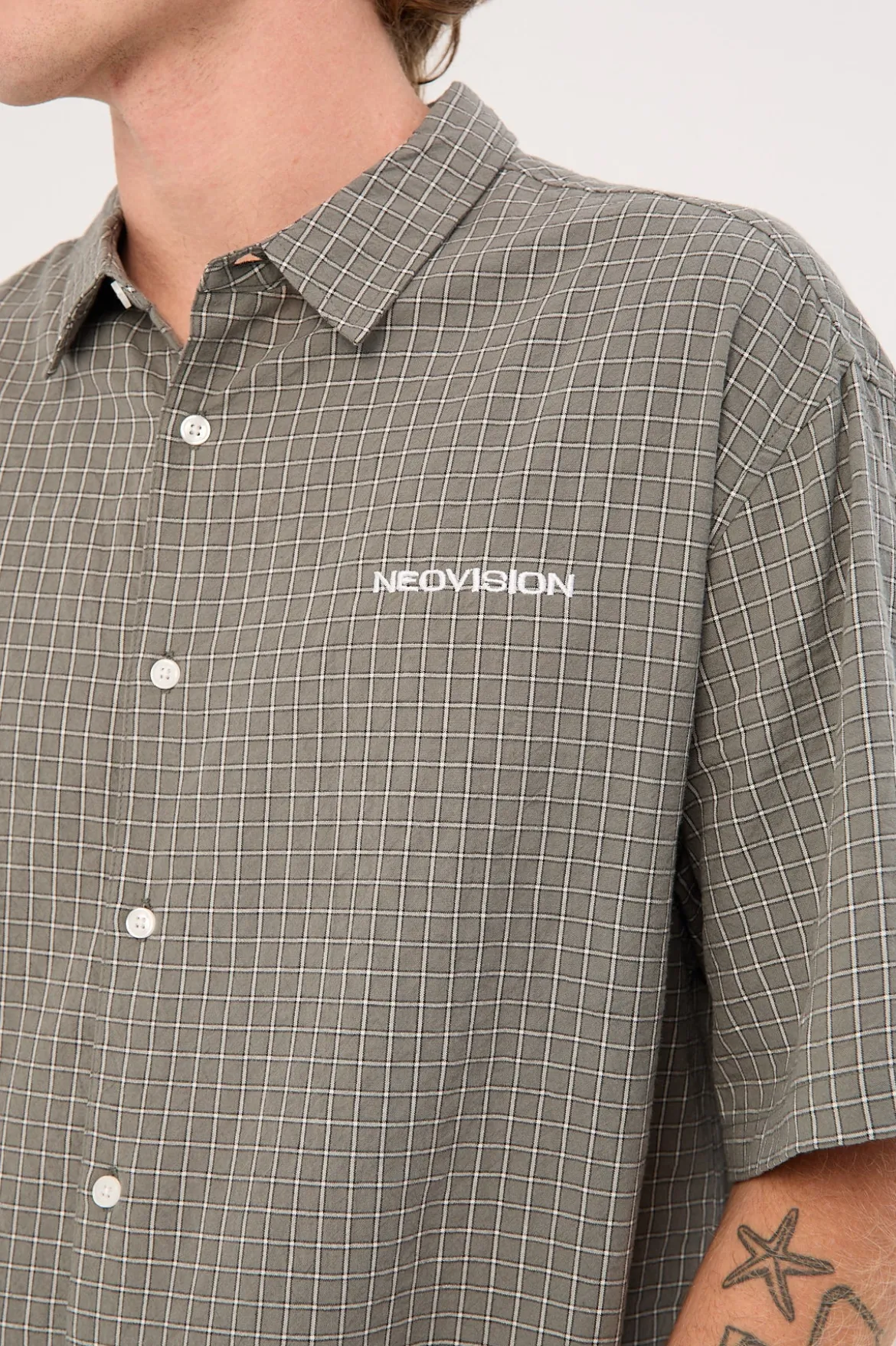 Vandal Oversize Short Sleeve Shirt Khaki/Black/White