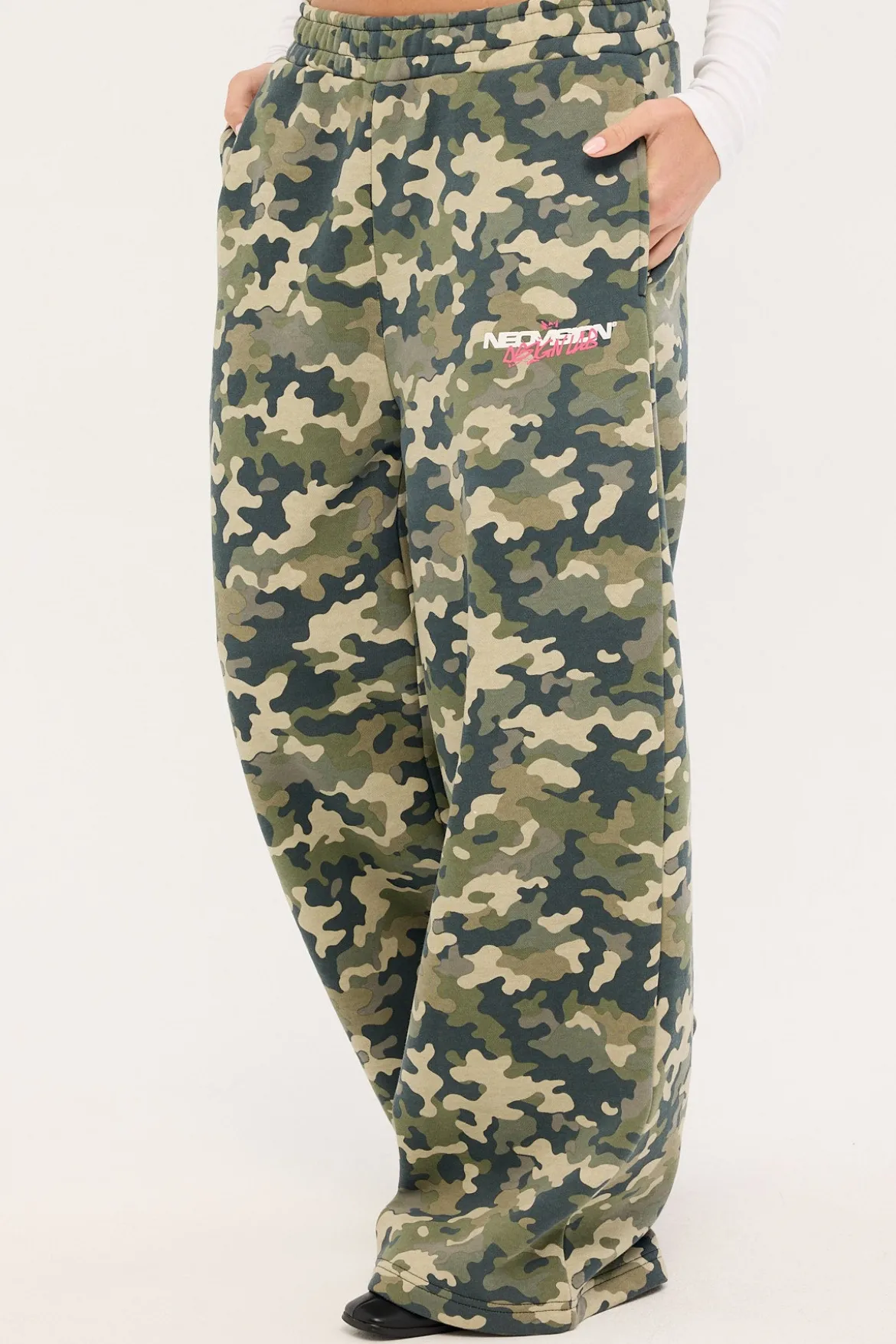 Vanish Camo Straight Leg Trackpant Camo