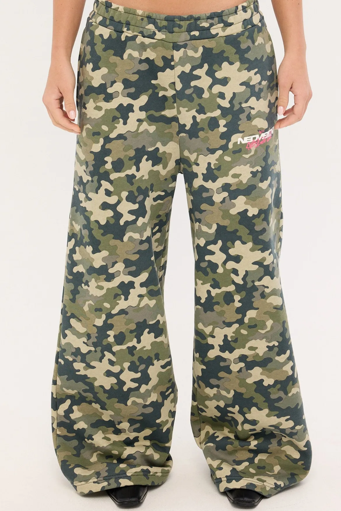 Vanish Camo Straight Leg Trackpant Camo