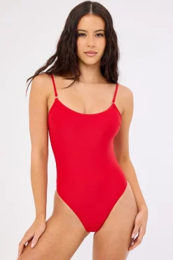 Vela Scoop One Piece Red