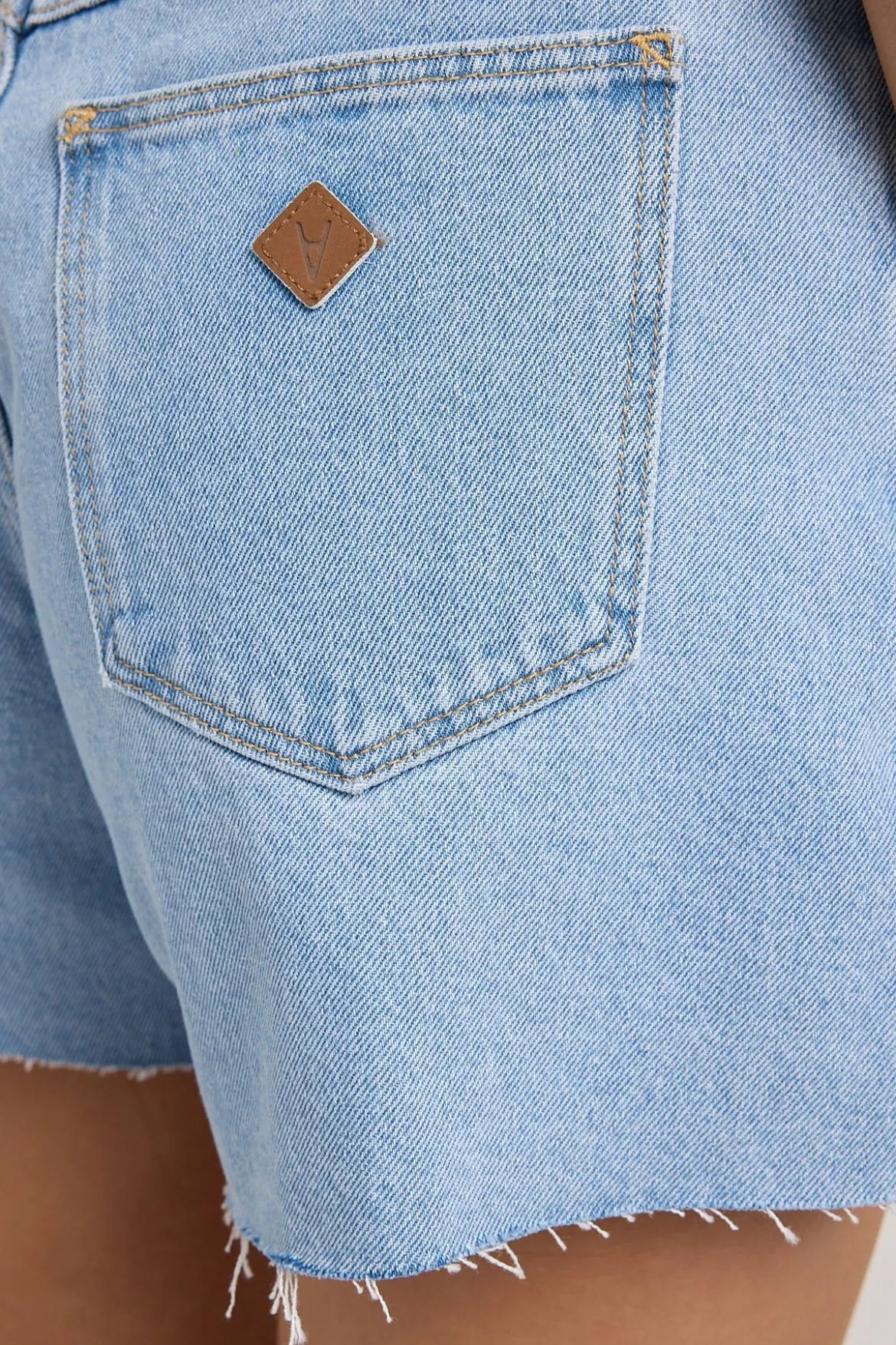 Venice Short Kendall