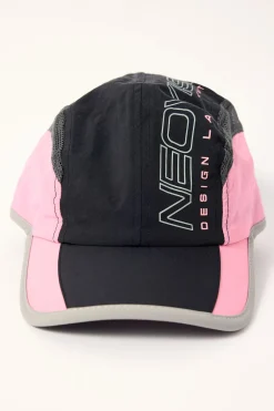 Verta 5 Panel Cap Black/Light Pink
