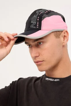 Verta 5 Panel Cap Black/Light Pink