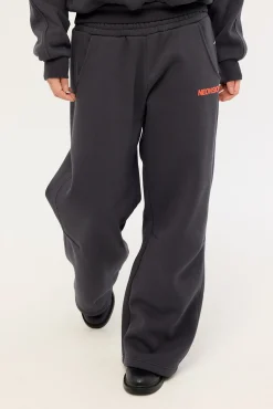 Virus Wide Leg Trackpant Washed Black