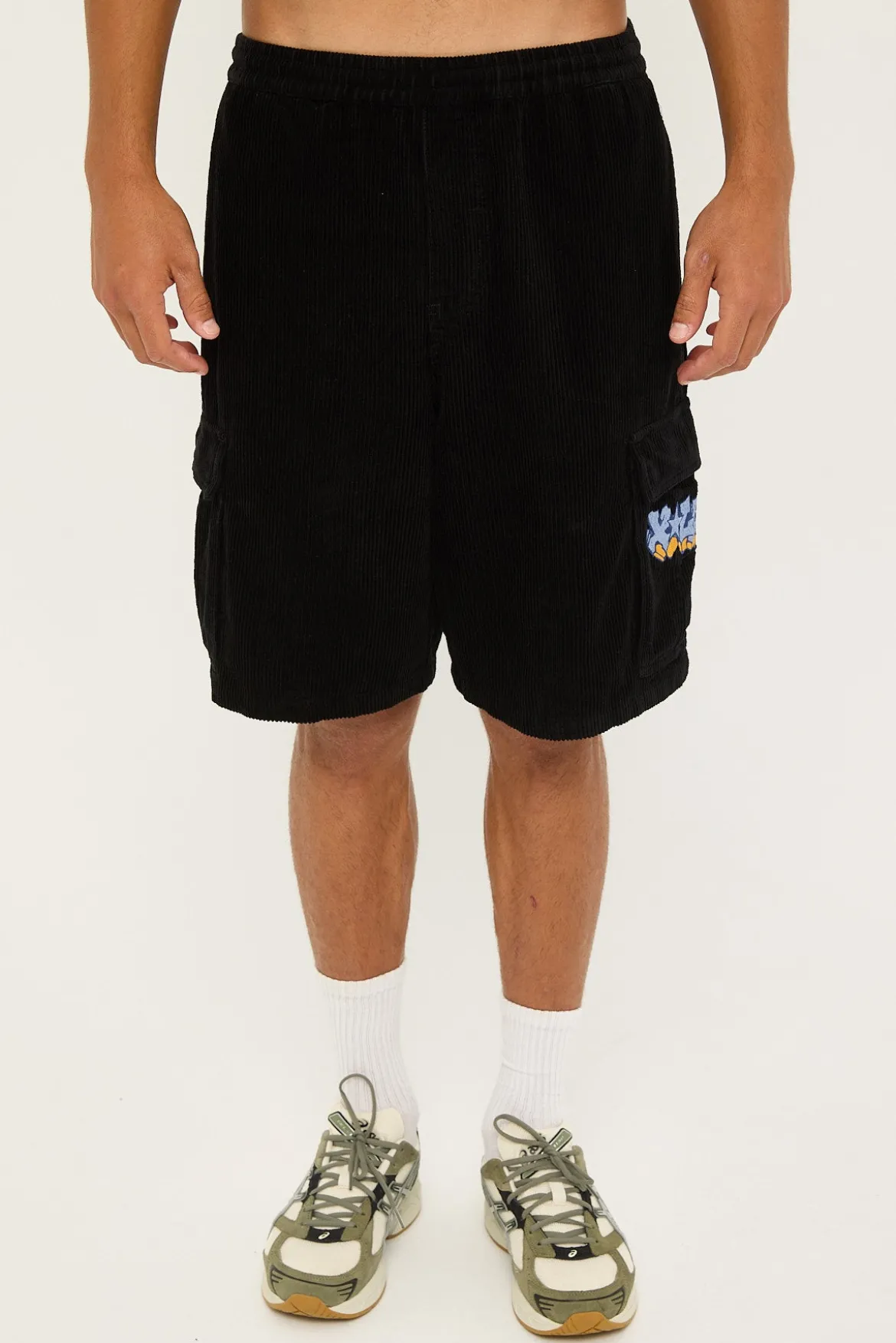 Wall Cord 91 Cargo Short Pigment Black
