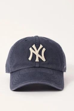 Well Worn Lakeshore '47 Clean Up New York Yankees Cap Vintage Navy